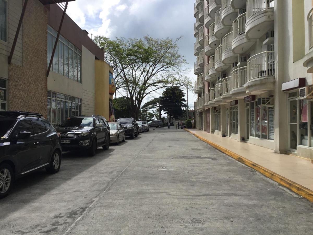 Condo With Free Swimming Pool & Viewing Deck Tagaytay City ภายนอก รูปภาพ